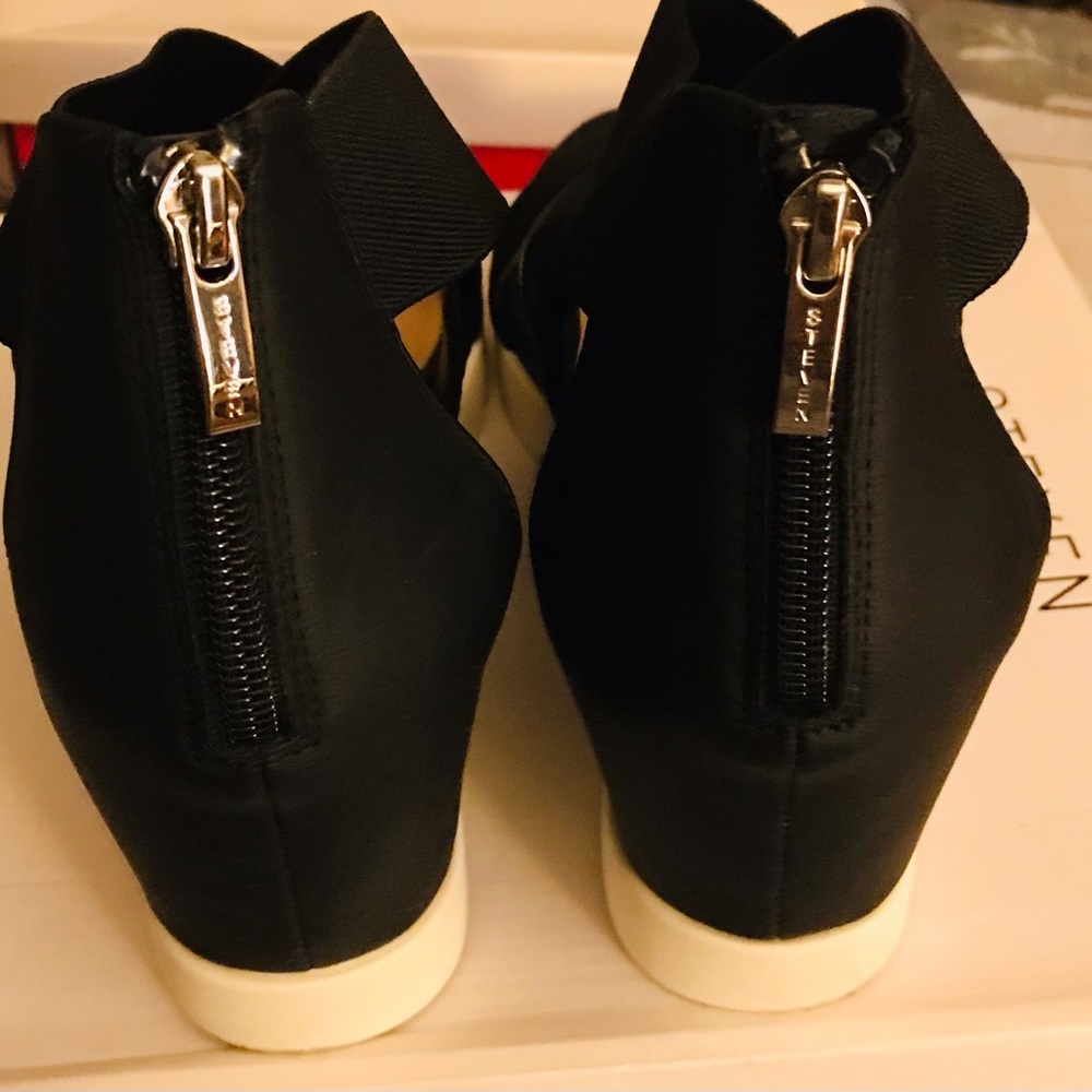 Steven New York Open Toe Sandals - Picture 3 of 5